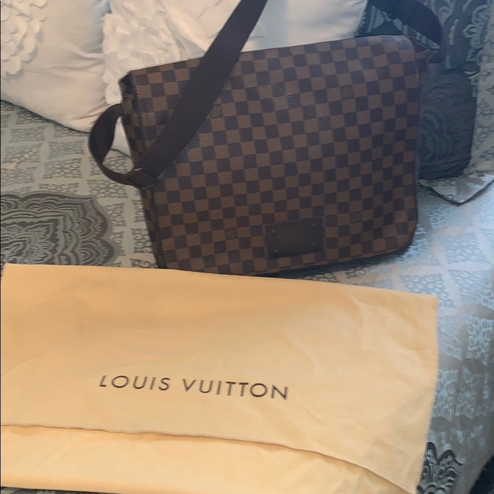Authentic Louis Vuitton Side Bag